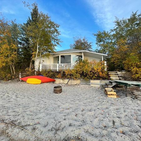 Ntj Moose Lake Cabin Bonnyville エクステリア 写真
