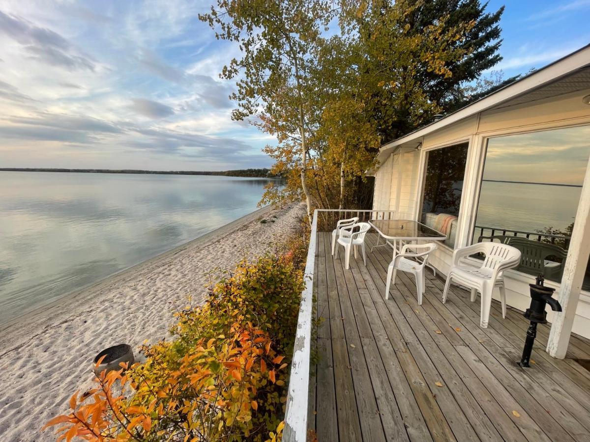 Ntj Moose Lake Cabin Bonnyville エクステリア 写真